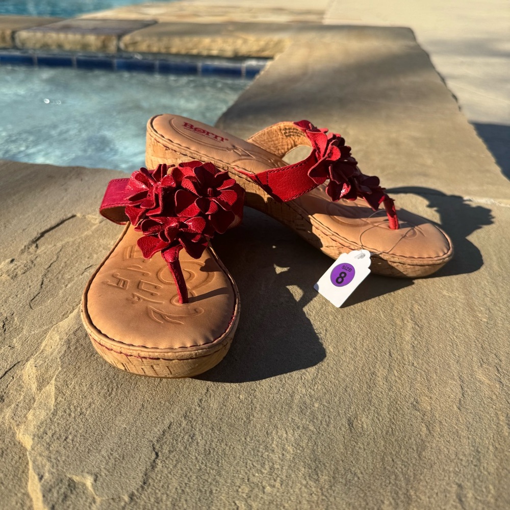 Born Red Leather Flower Sandals – Women’s Size 8 – New - Picture 9 of 12
